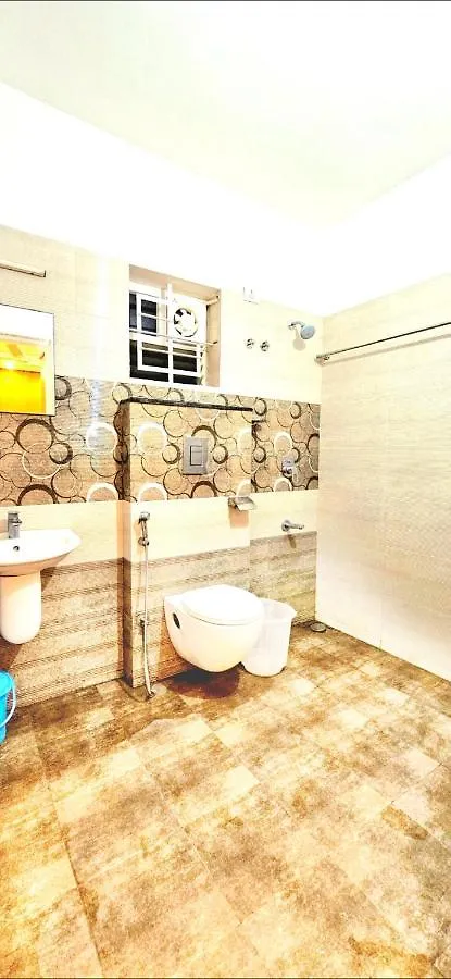 Krishnagiri Chandan Guruvayur 0*,